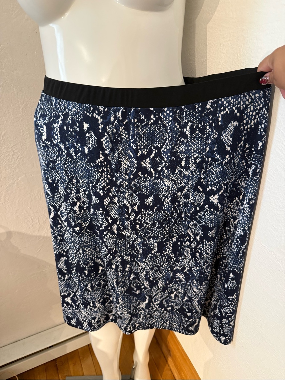 Women's Navy Blue Printed A-Line Skirt